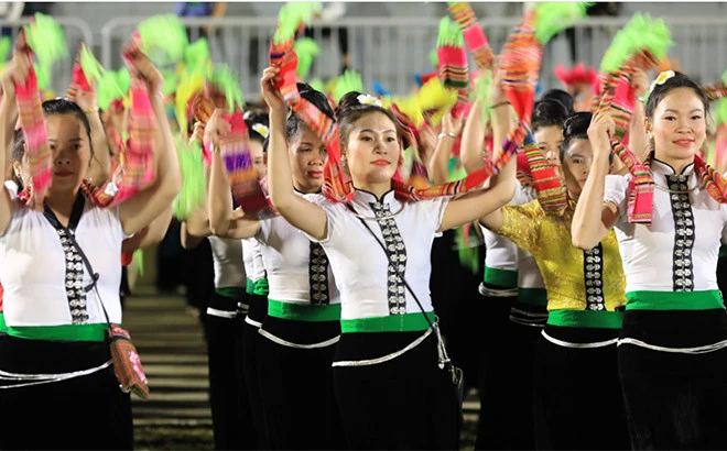 Rộng mở vòng xòe, nâng tầm di sản ảnh 1