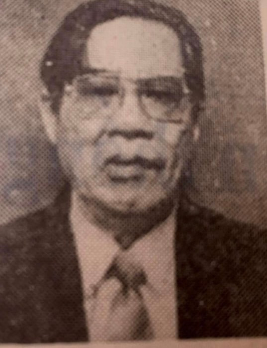 Cố Nhà báo - Nghệ sỹ nhiếp ảnh Trần Hậu, nguyên phóng viên Báo Lào Cai đổi mới và Báo Hoàng Liên Sơn. Cố Nhà báo - Nghệ sỹ nhiếp ảnh Trần Hậu, nguyên phóng viên Báo Lào Cai đổi mới và Báo Hoàng Liên Sơn.