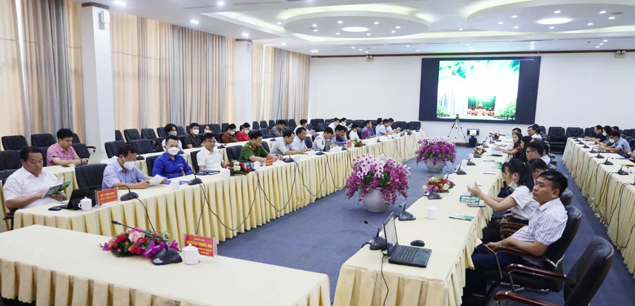 Các đại biểu dự hội nghị tại Trung tâm Hội nghị tỉnh.