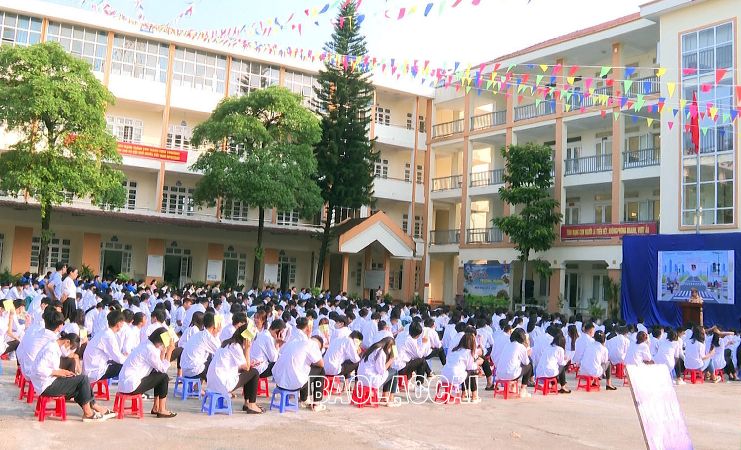 Hơn 300 học sinh tham dự Ngày hội thanh niên với văn hóa giao thông ảnh 1