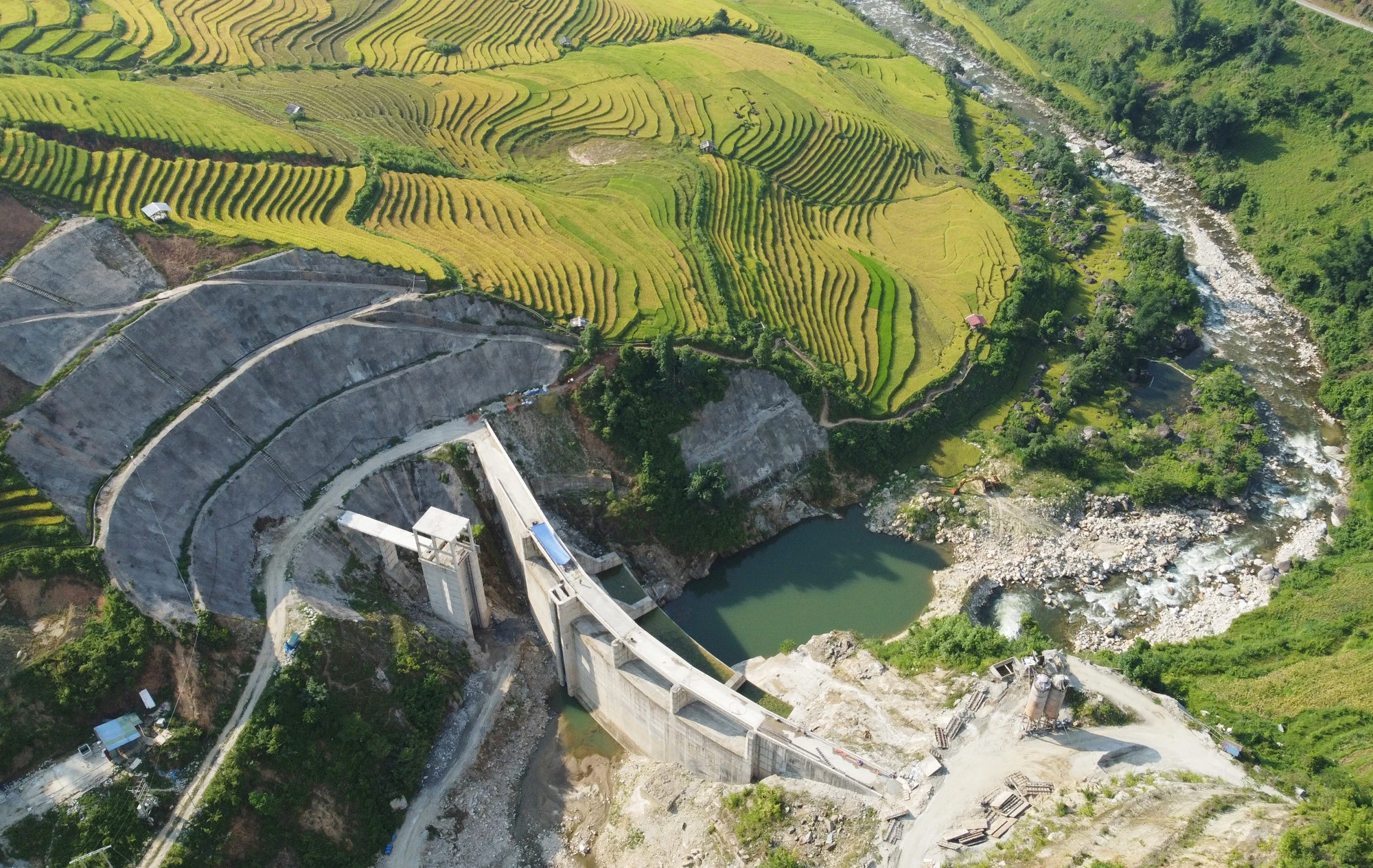 Đập đầu mối thủy điện Nậm Sài. Đập đầu mối thủy điện Nậm Sài.