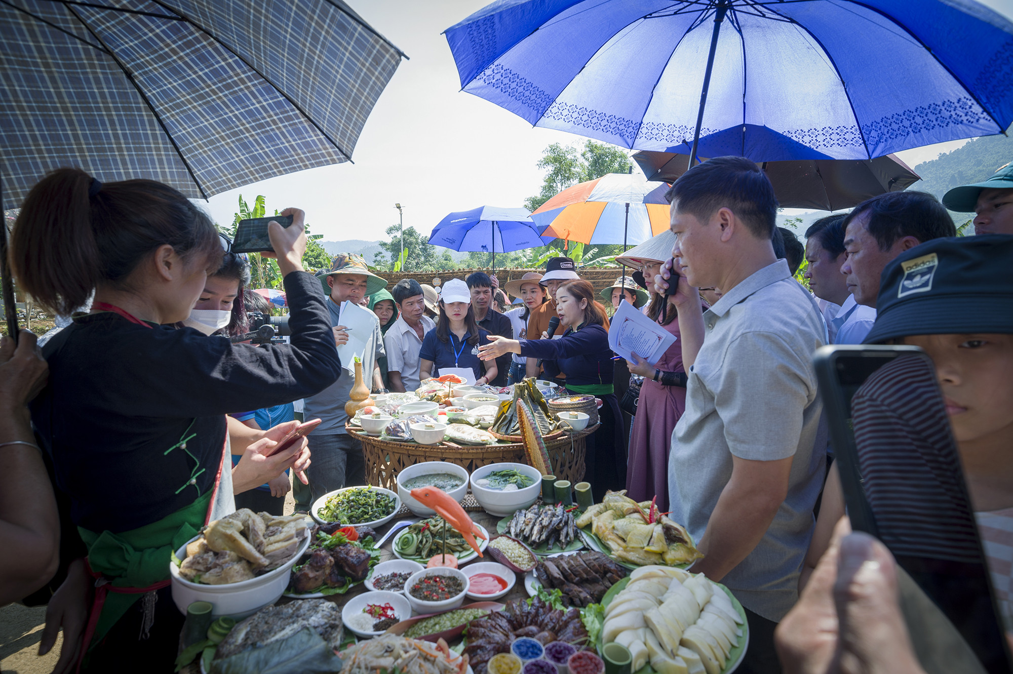 Rộn ràng lễ hội cốm của người Tày Dương Quỳ ảnh 4