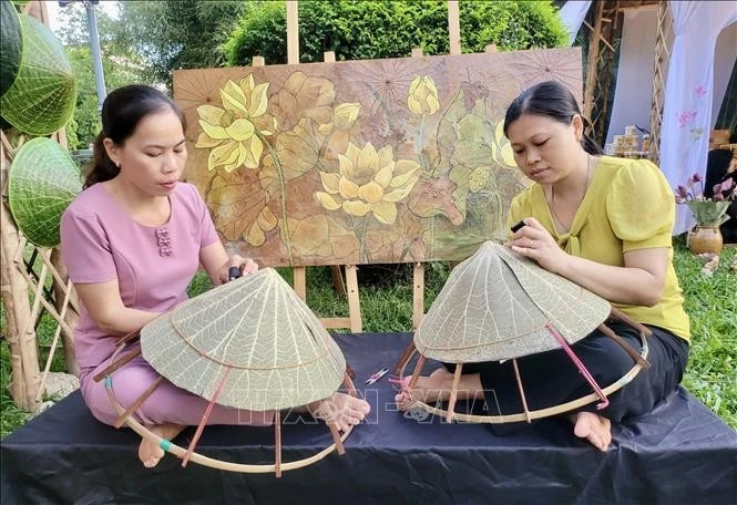 Ngày hội Sen Huế 2022 - Tinh hoa của đất trời ảnh 1