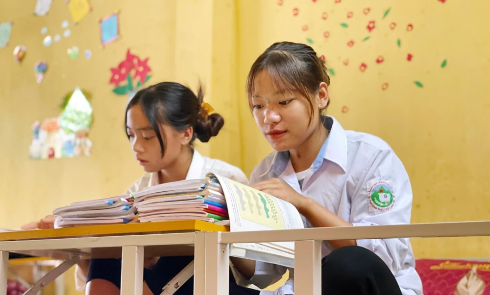 Thời gian ôn thi cuối cấp căng thẳng dễ gây tâm lý tiêu cực cho học sinh.