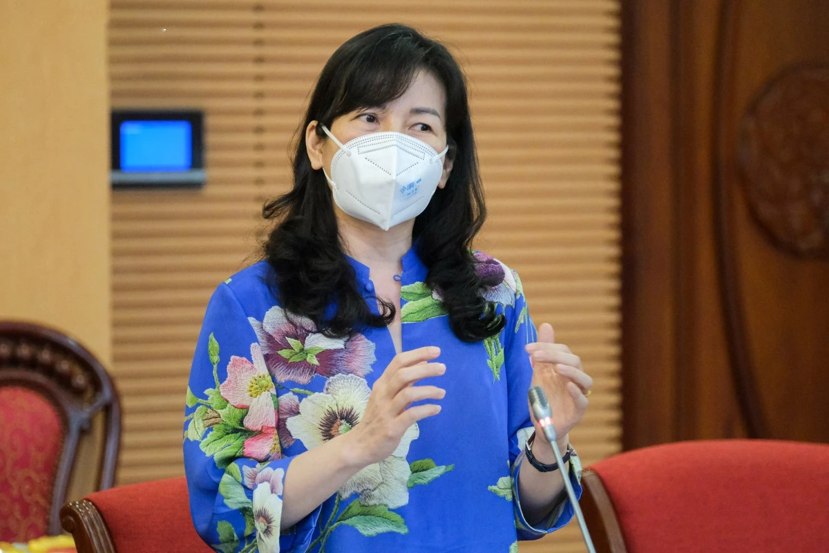 Cô Nguyễn Thị Anh Thu, Hiệu trưởng Trường THCS-THPT Nguyễn Tất Thành (Hà Nội).