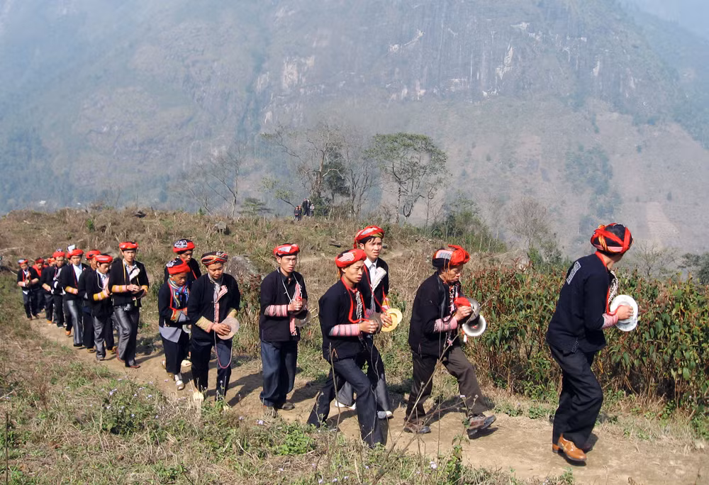 Lễ cấp sắc là nghi lễ quan trọng trong đời sống của người Dao Lễ cấp sắc là nghi lễ quan trọng trong đời sống của người Dao