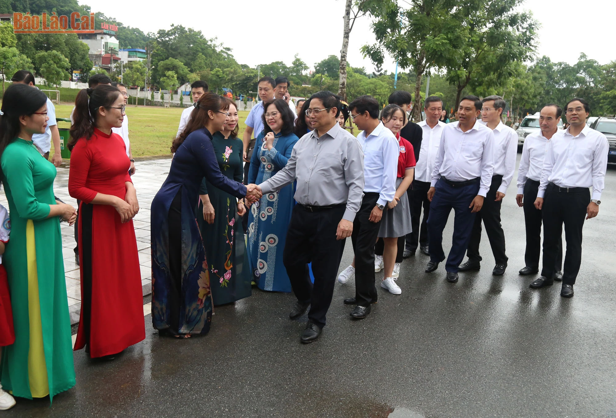 tu bo vi tri sep de ve que nuoi ca dac san tren vung cao na hau hinh anh 1