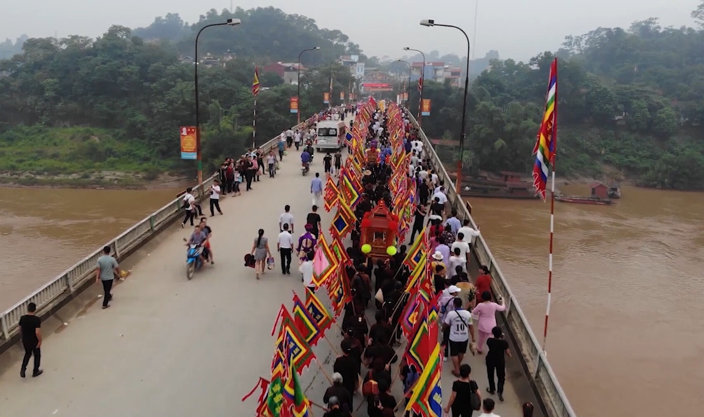 Lễ rước kiệu sẽ diễn ra vào 6h ngày 14/8 (tức ngày 17/7 năm Nhâm Dần) tại di tích đền Bảo Hà. Lễ rước kiệu sẽ diễn ra vào 6h ngày 14/8 (tức ngày 17/7 năm Nhâm Dần) tại di tích đền Bảo Hà.