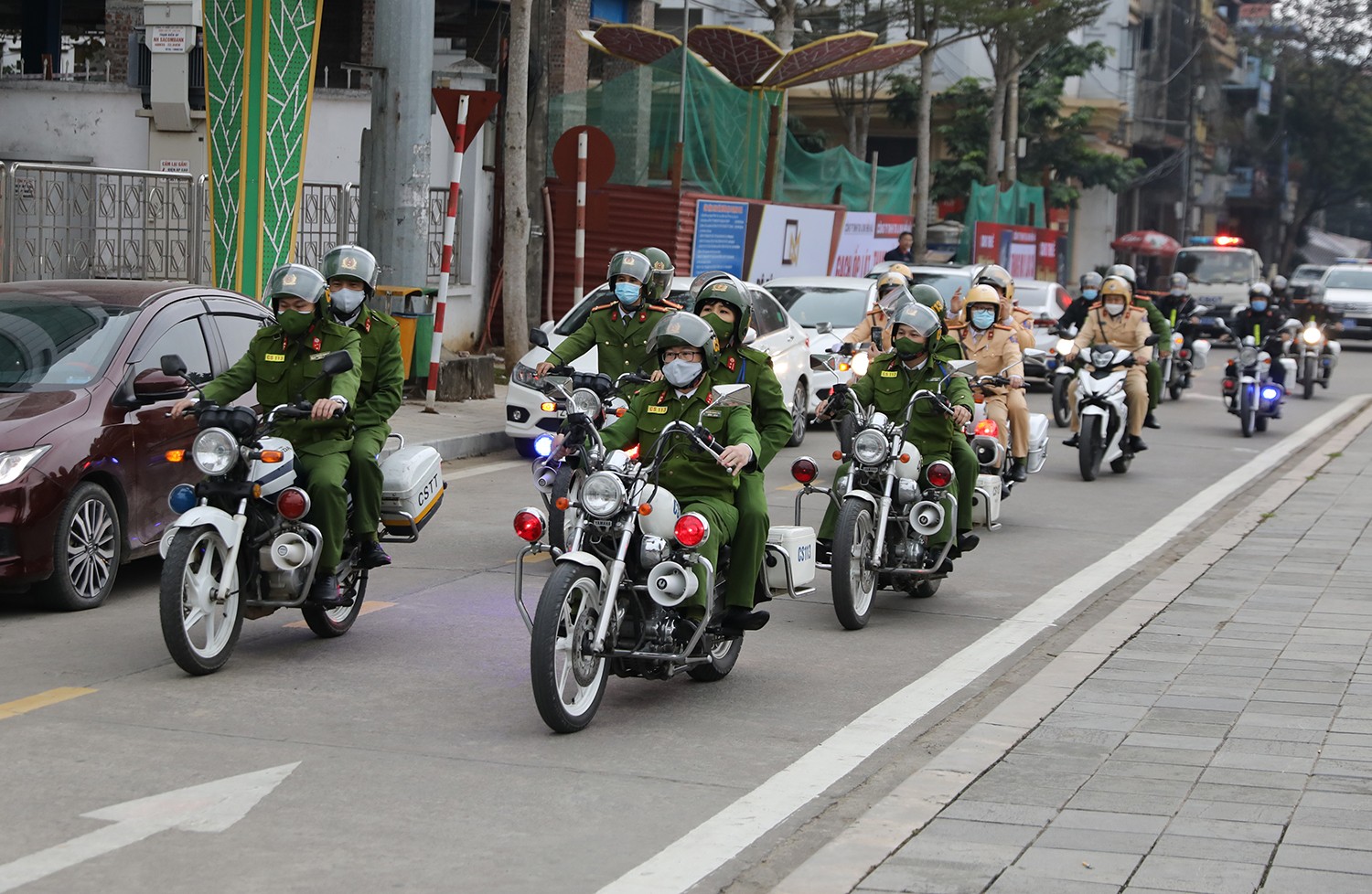 Phát động ra quân Năm an toàn giao thông 2022 ảnh 4 Phát động ra quân Năm an toàn giao thông 2022 ảnh 4