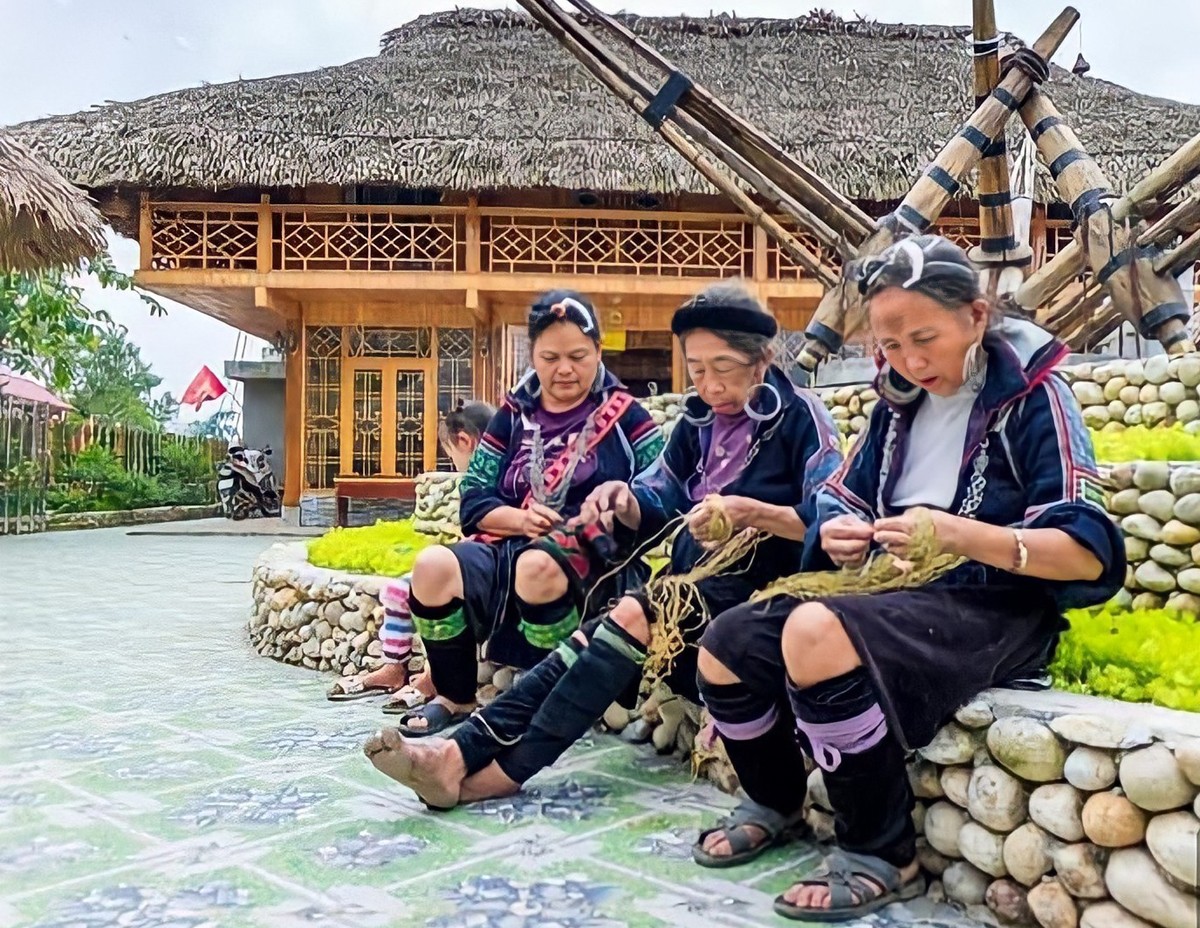 Bảo tồn các nghề truyền thống để phát triển du lịch.