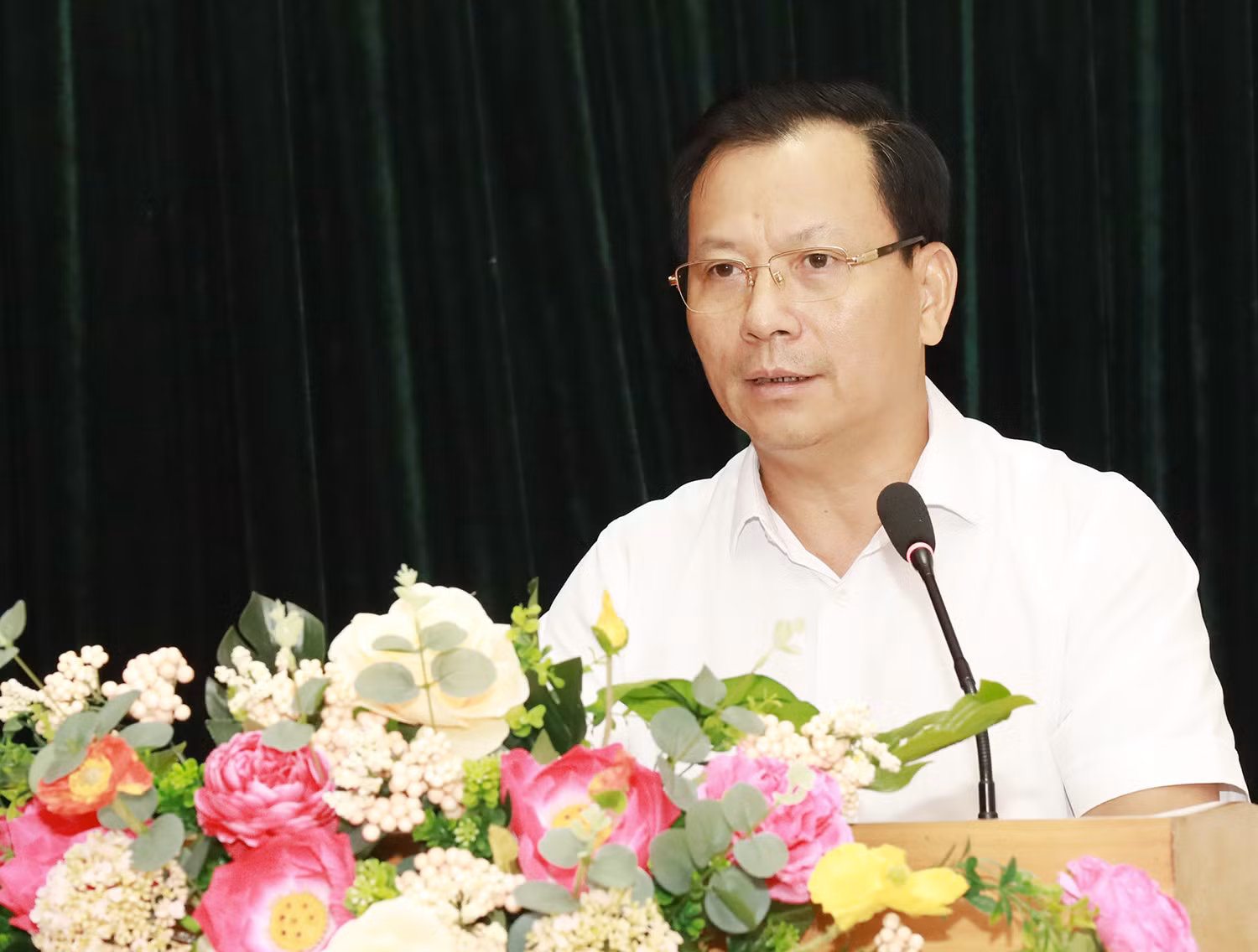 Đồng chí Hoàng Quốc Khánh, Phó Chủ tịch Thường trực UBND tỉnh phát biểu tại Chương trình ký kết.