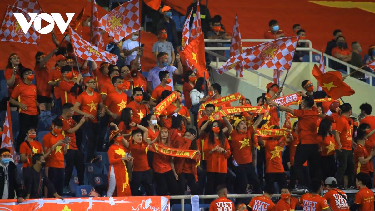Giá vé xem trận ĐT Việt Nam - ĐT Trung Quốc ở Mỹ Đình cao nhất bao nhiêu? ảnh 1