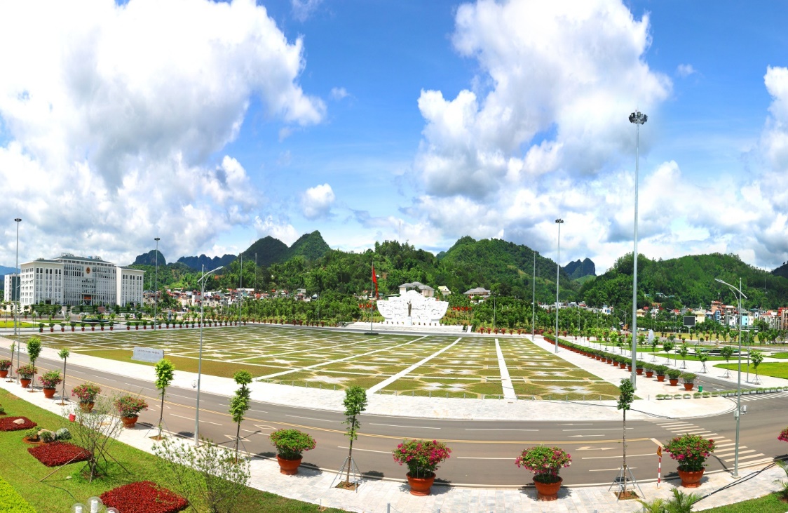 Quảng trường Tây Bắc, thành phố Sơn La sẽ diễn ra nhiều hoạt động tại chuỗi sự kiện. Quảng trường Tây Bắc, thành phố Sơn La sẽ diễn ra nhiều hoạt động tại chuỗi sự kiện.