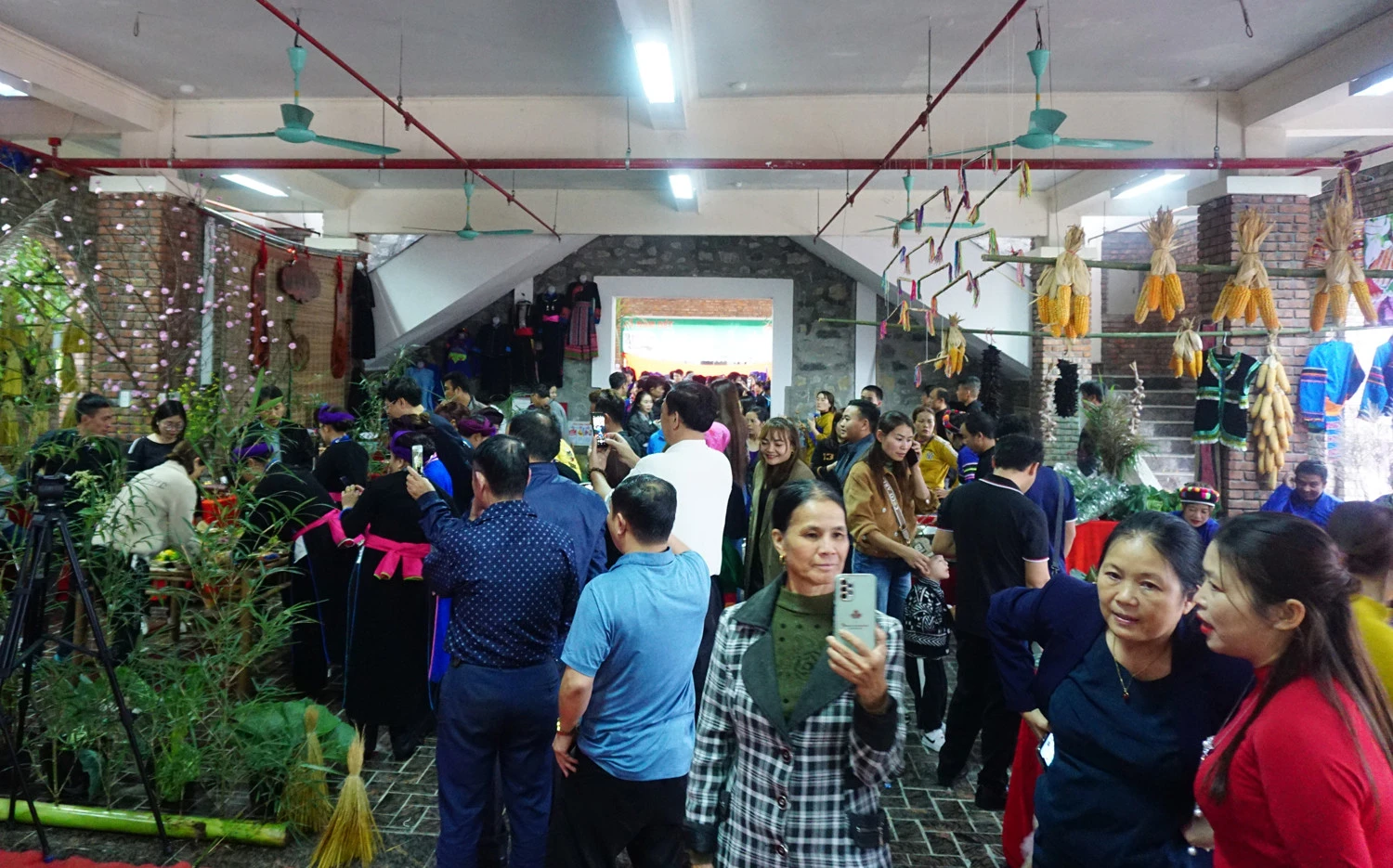 Đặc sắc không gian văn hoá ẩm thực Bắc Hà ảnh 7