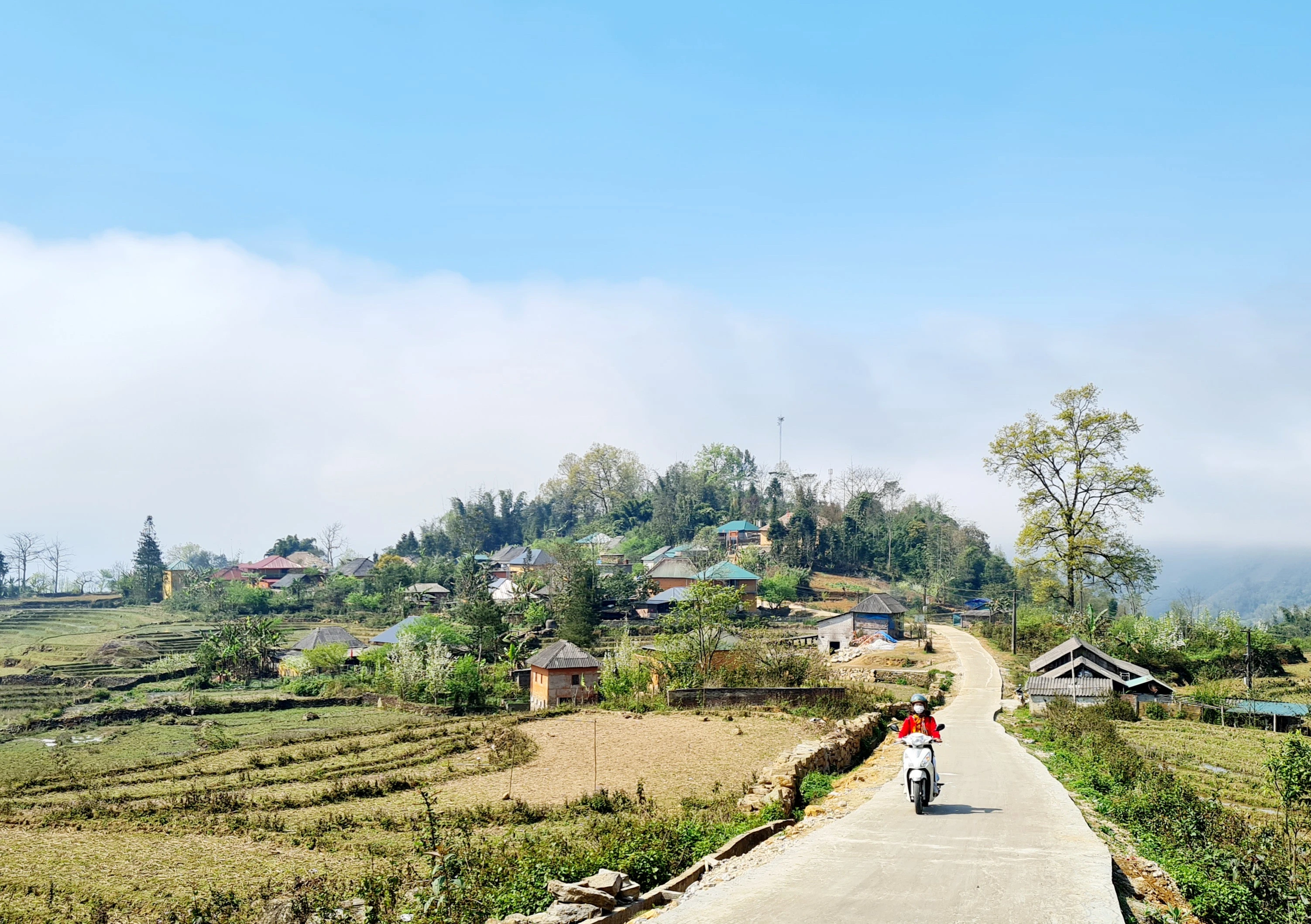 Niềm tin ở bản Hà Nhì ảnh 1