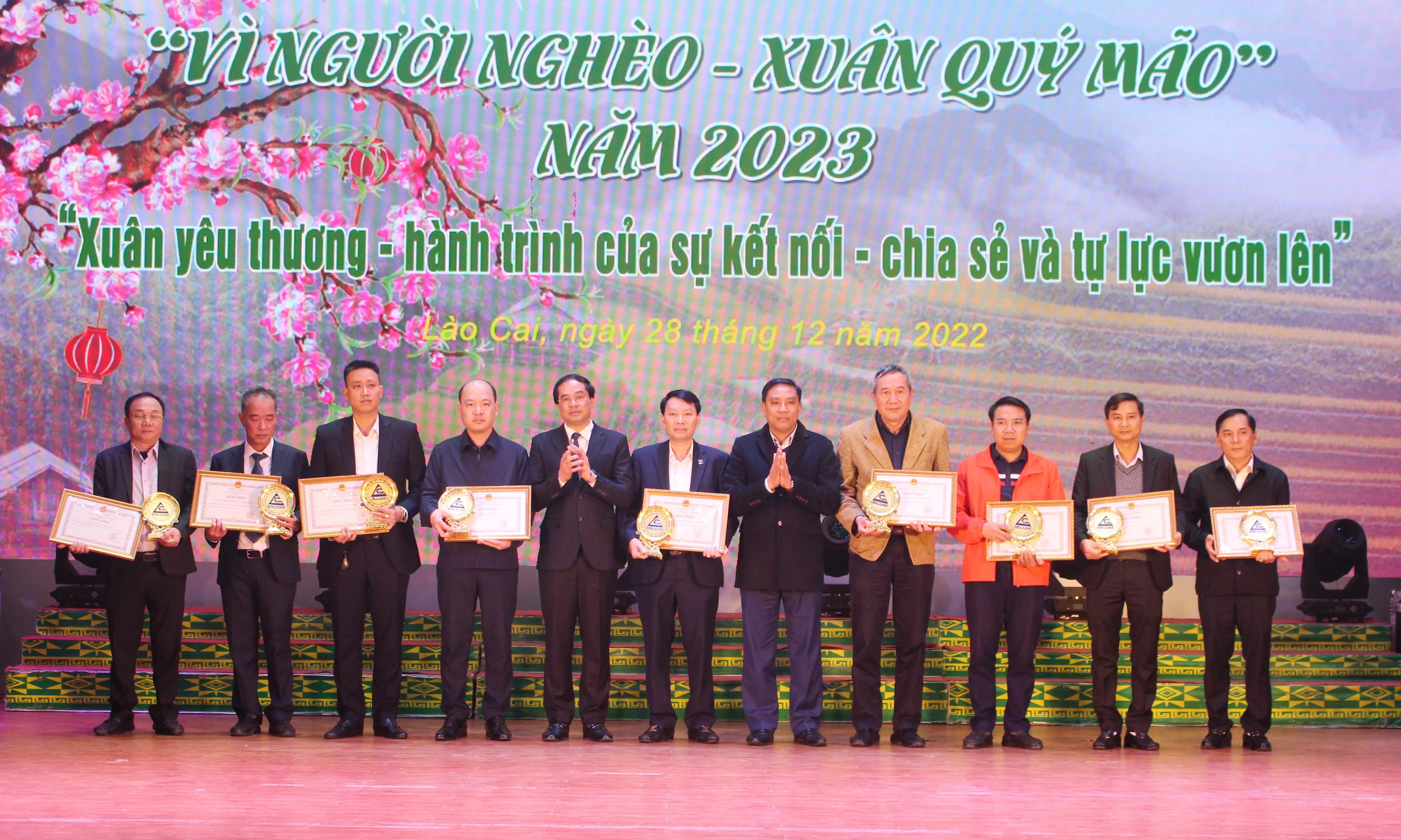 Tiếp nhận đăng ký hơn 20,6 tỷ đồng ủng hộ Tết “Vì người nghèo - Xuân Quý Mão” năm 2023 ảnh 5