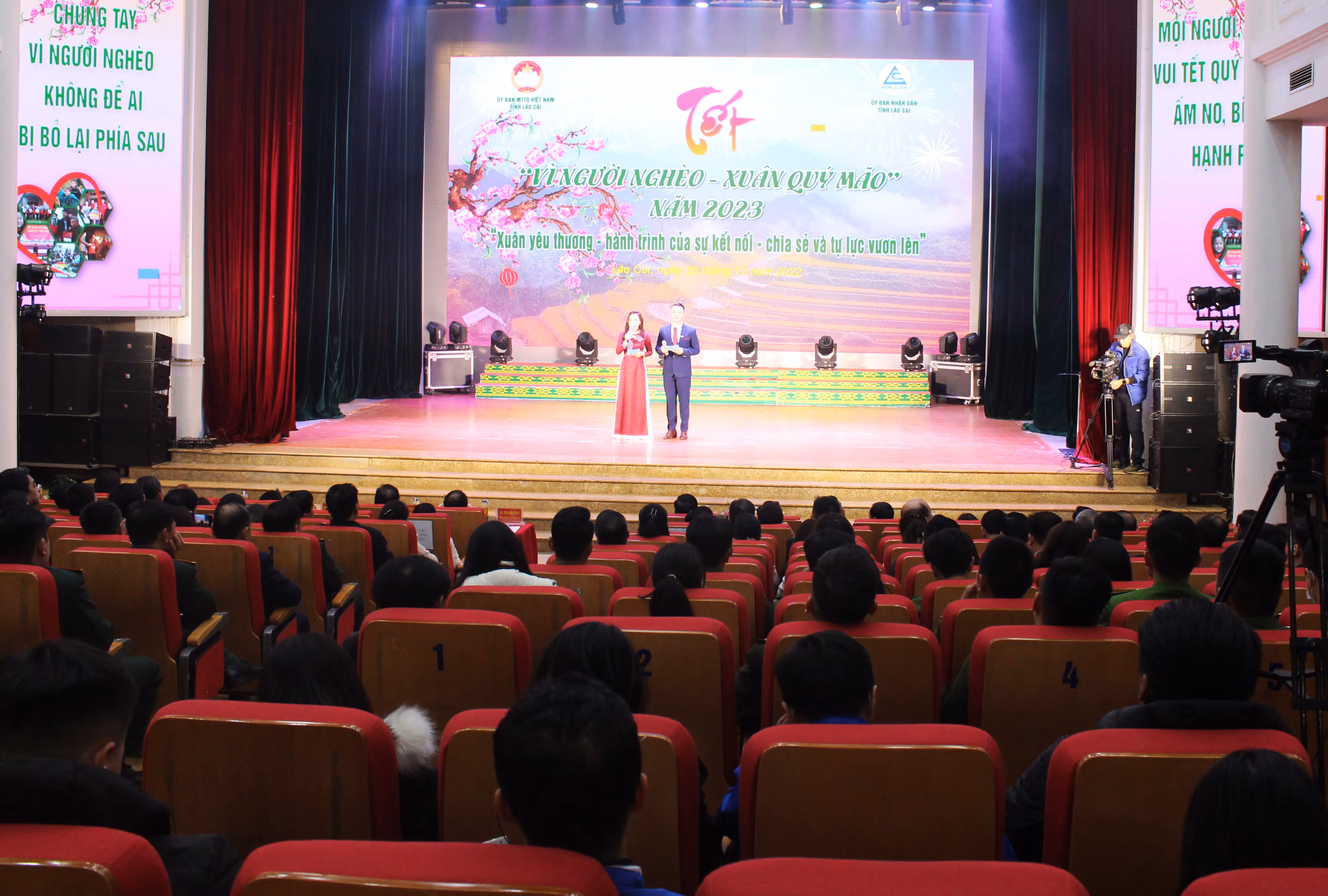 Tiếp nhận đăng ký hơn 20,6 tỷ đồng ủng hộ Tết “Vì người nghèo - Xuân Quý Mão” năm 2023 ảnh 1