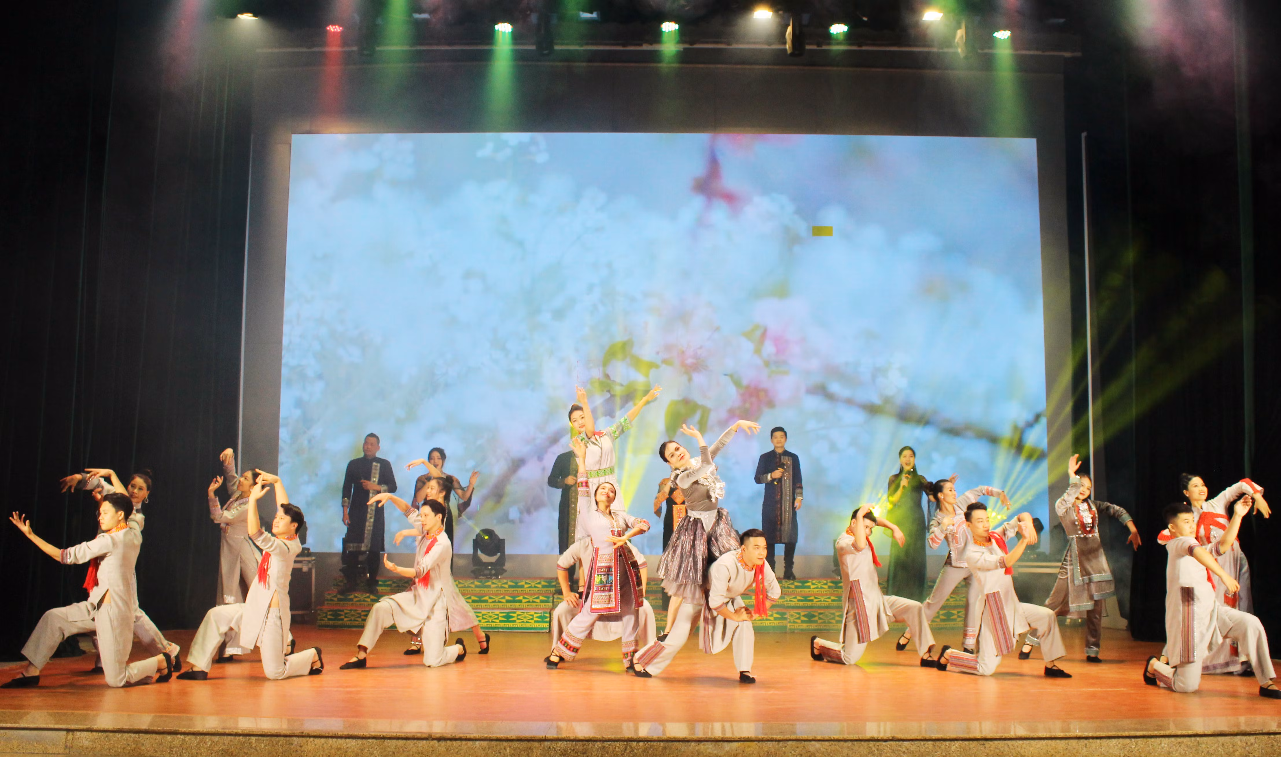 Tiếp nhận đăng ký hơn 20,6 tỷ đồng ủng hộ Tết “Vì người nghèo - Xuân Quý Mão” năm 2023 ảnh 2