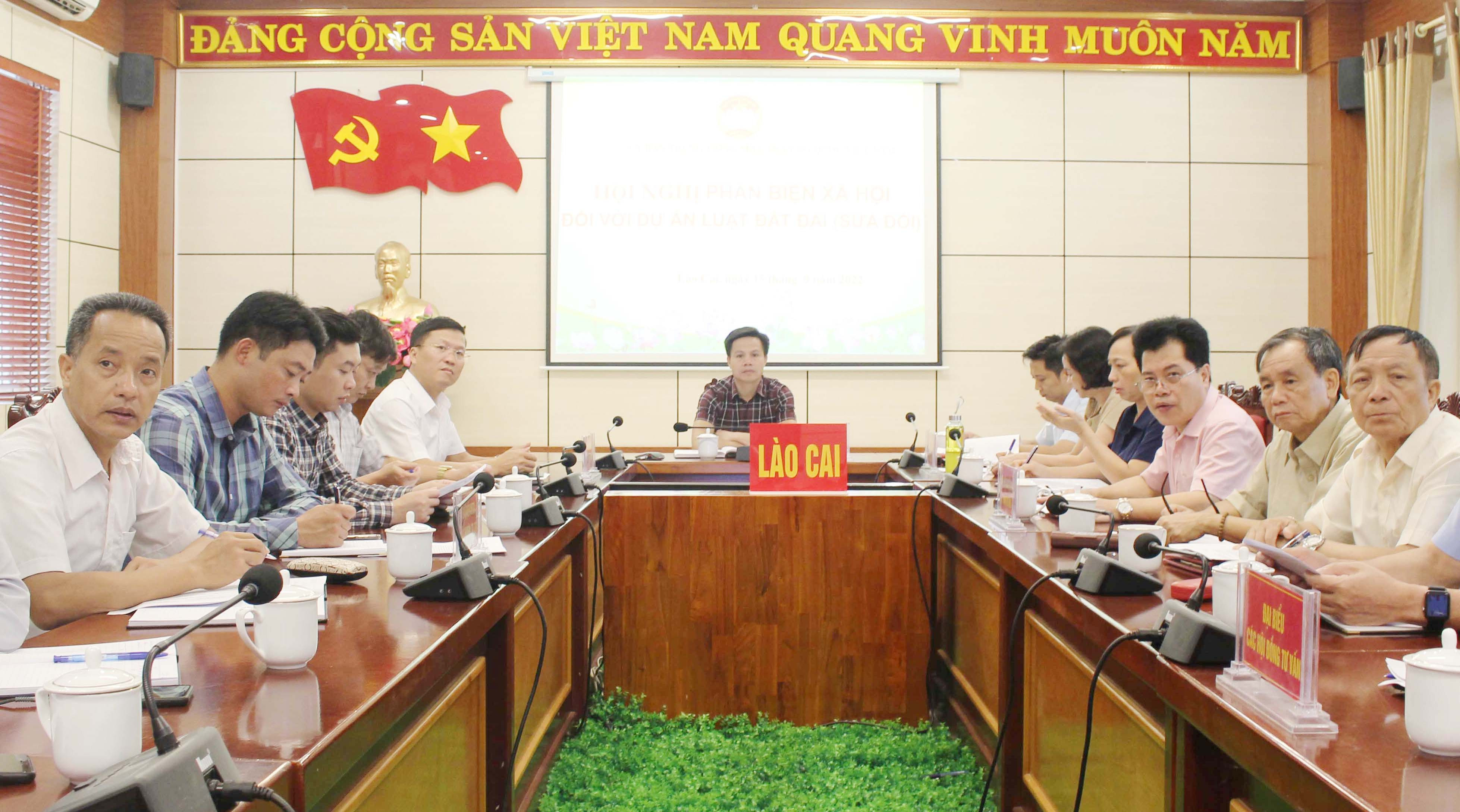 Quang cảnh điểm cầu tại Lào Cai.