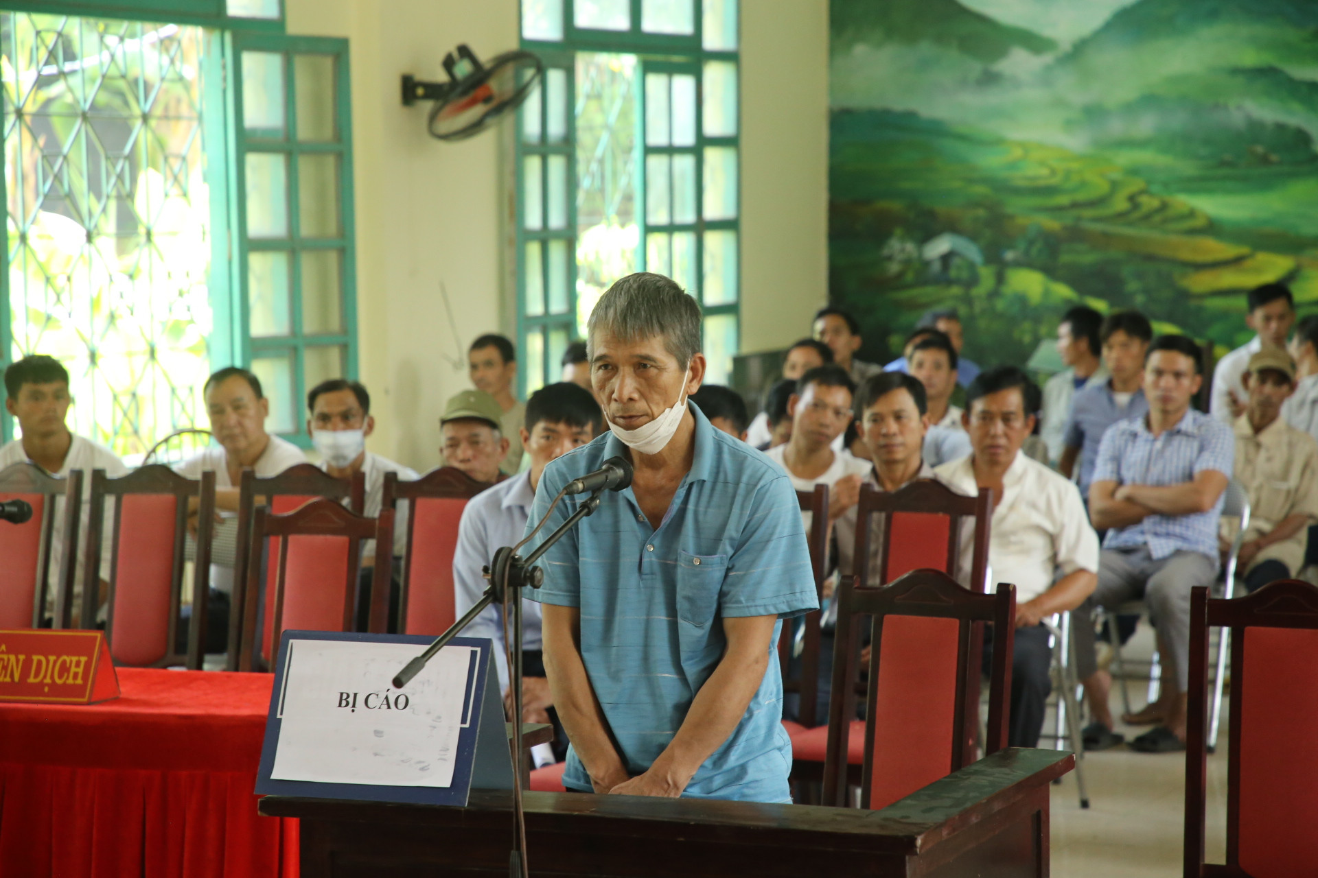 Tòa án nhân dân thành phố Lào Cai xét xử lưu động 2 vụ án hình sự ảnh 2