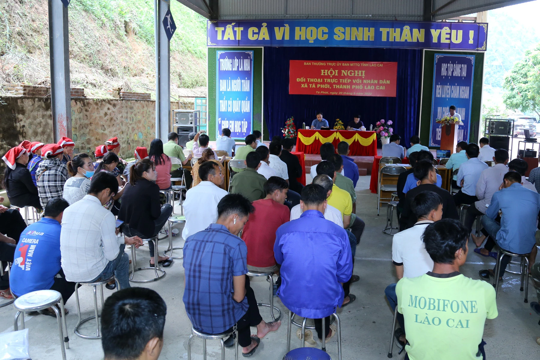 Gần 100 hộ dân vùng cao Tả Phời tham gia đối thoại chính sách phát triển lâm nghiệp ảnh 1 Gần 100 hộ dân vùng cao Tả Phời tham gia đối thoại chính sách phát triển lâm nghiệp ảnh 1