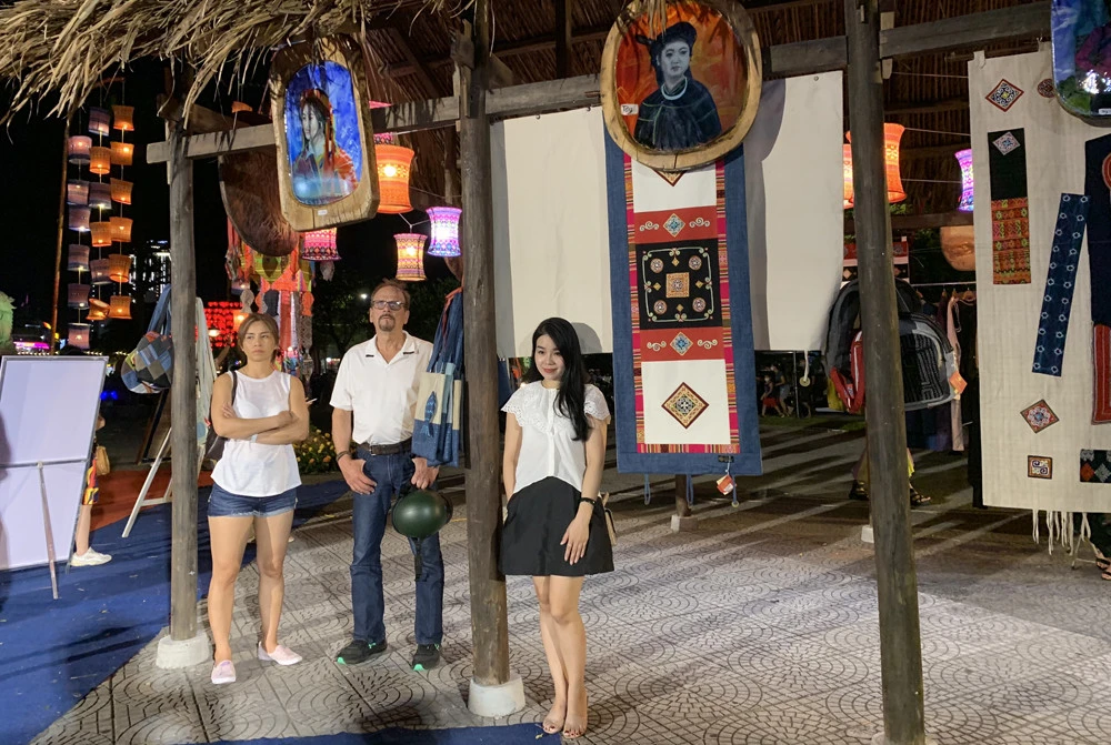 Ngày hội Văn hóa Du lịch Sa Pa tại Đà Nẵng thu hút đông du khách ảnh 2