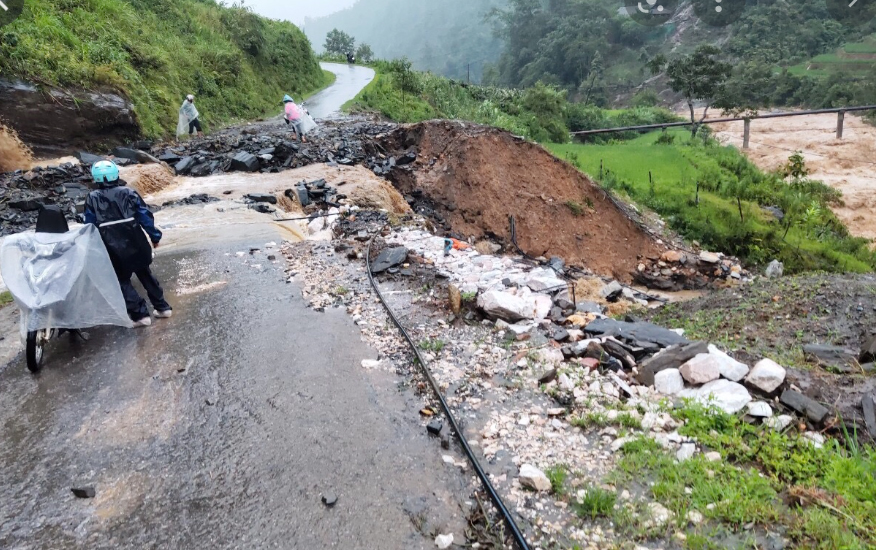 Vùng núi cần đề phòng lũ quét, trượt lở đất đá ảnh 1 Vùng núi cần đề phòng lũ quét, trượt lở đất đá ảnh 1