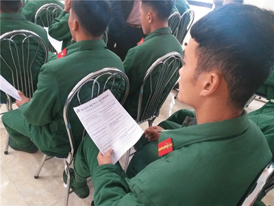 Bộ đội xuất ngũ được tư vấn hướng nghiệp, giới thiệu việc làm.