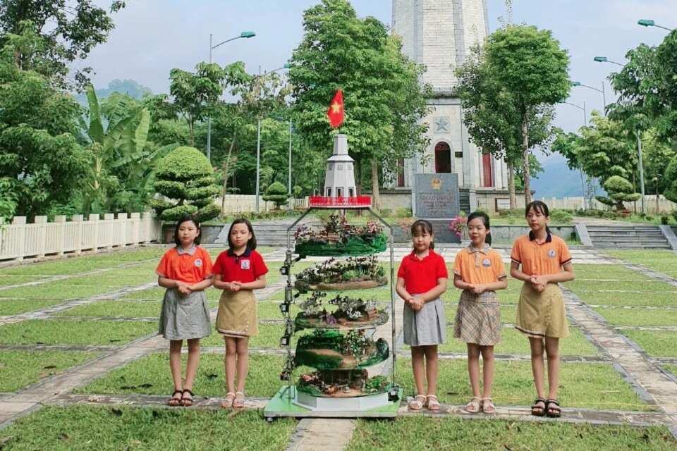 Học sinh Lào Cai đoạt 4 giải Cuộc thi Sáng tạo thanh, thiếu niên, nhi đồng toàn quốc năm 2022 ảnh 2