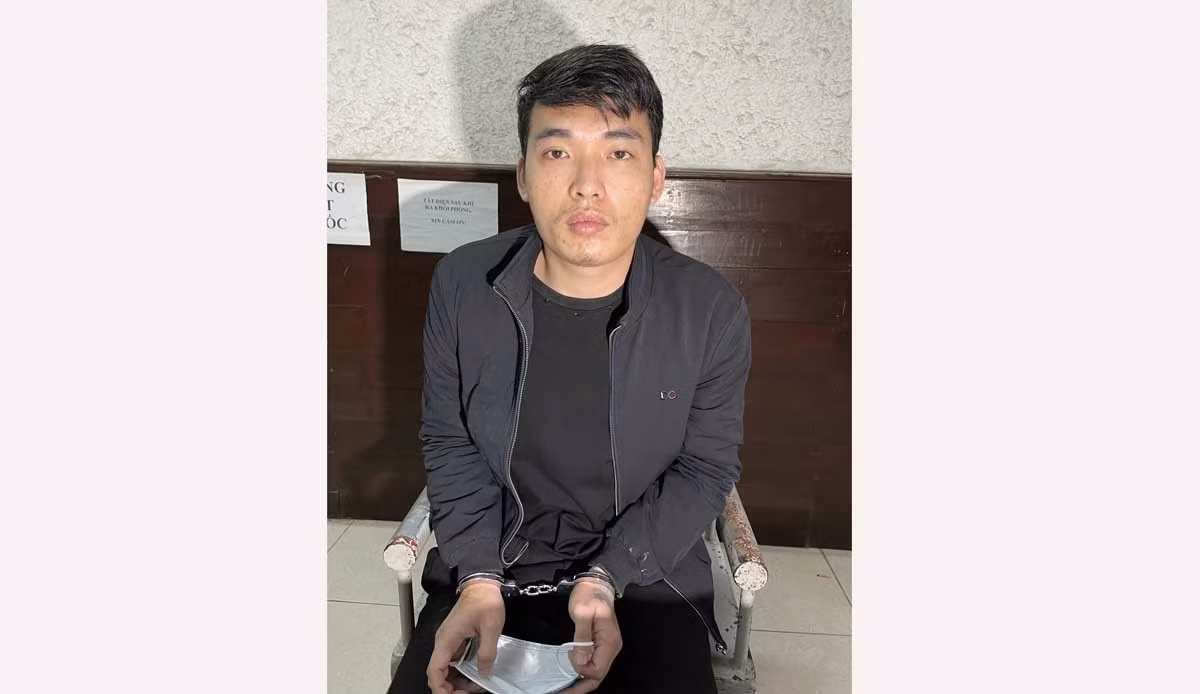 Công an thành phố Lào Cai bắt giữ đối tượng cướp vàng của học sinh 8 tuổi ảnh 1 Công an thành phố Lào Cai bắt giữ đối tượng cướp vàng của học sinh 8 tuổi ảnh 1