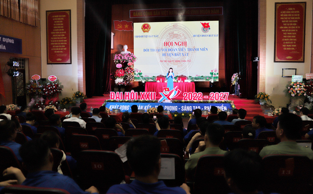 Bát Xát: Đối thoại giữa lãnh đạo huyện với đoàn viên, thanh niên ảnh 1 Bát Xát: Đối thoại giữa lãnh đạo huyện với đoàn viên, thanh niên ảnh 1