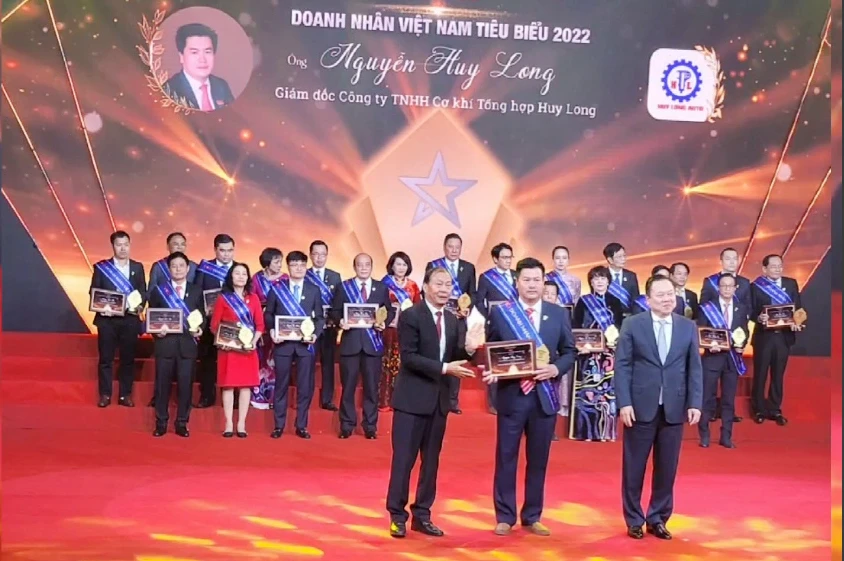 Xứng tầm Doanh nhân Việt Nam tiêu biểu ảnh 1