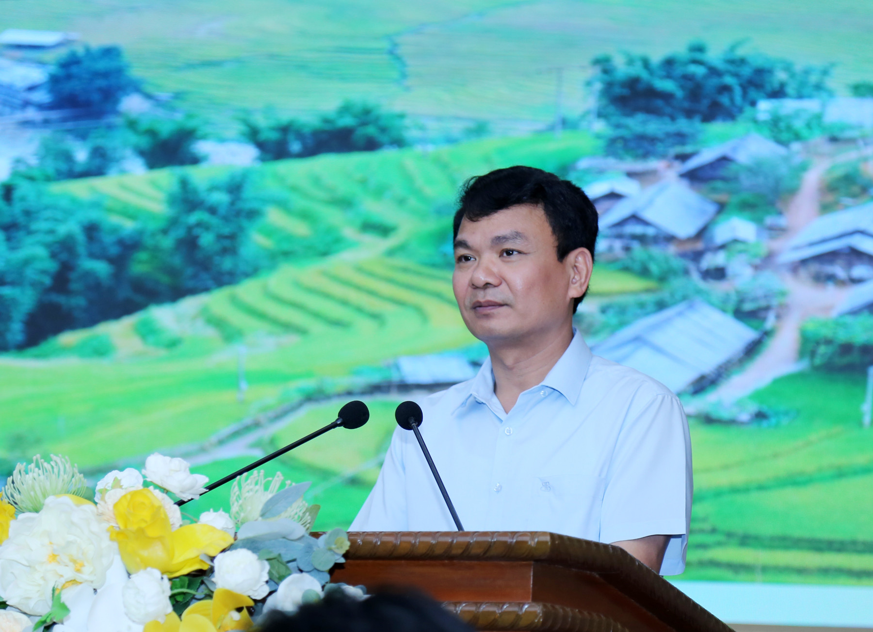 Bí thư Tỉnh uỷ Đặng Xuân Phong phát biểu tại Hội nghị