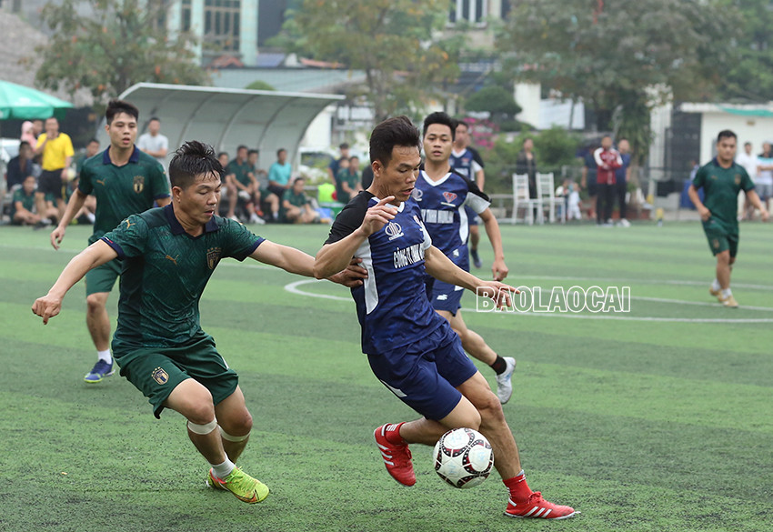 Đội bóng Công ty TNHH Khoáng sản và Luyện kim Việt Trung vô địch giải bóng đá Cup Nissan Lào Cai năm 2022 ảnh 1