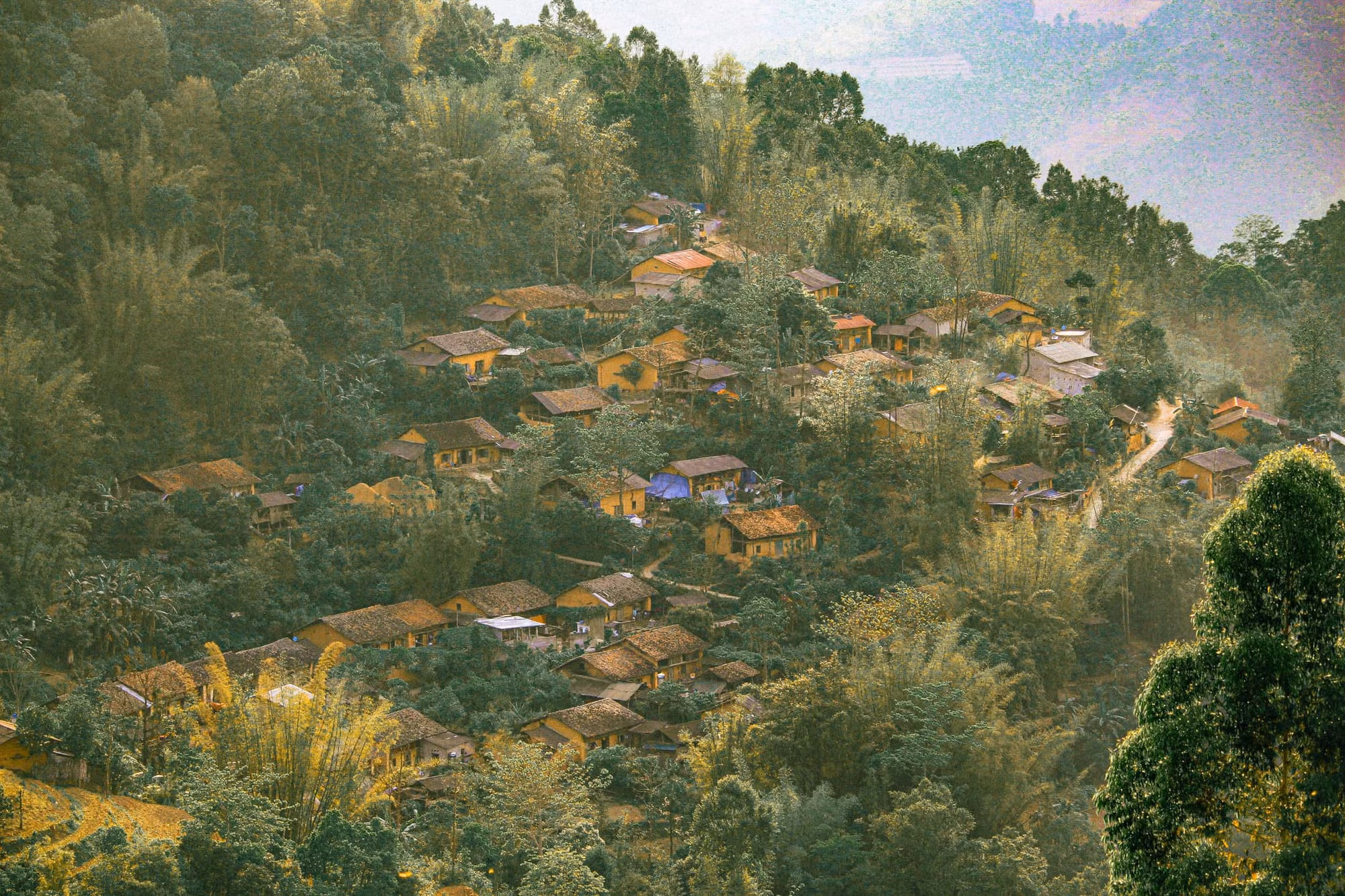 Những ngôi làng nhuốm màu thời gian ảnh 1