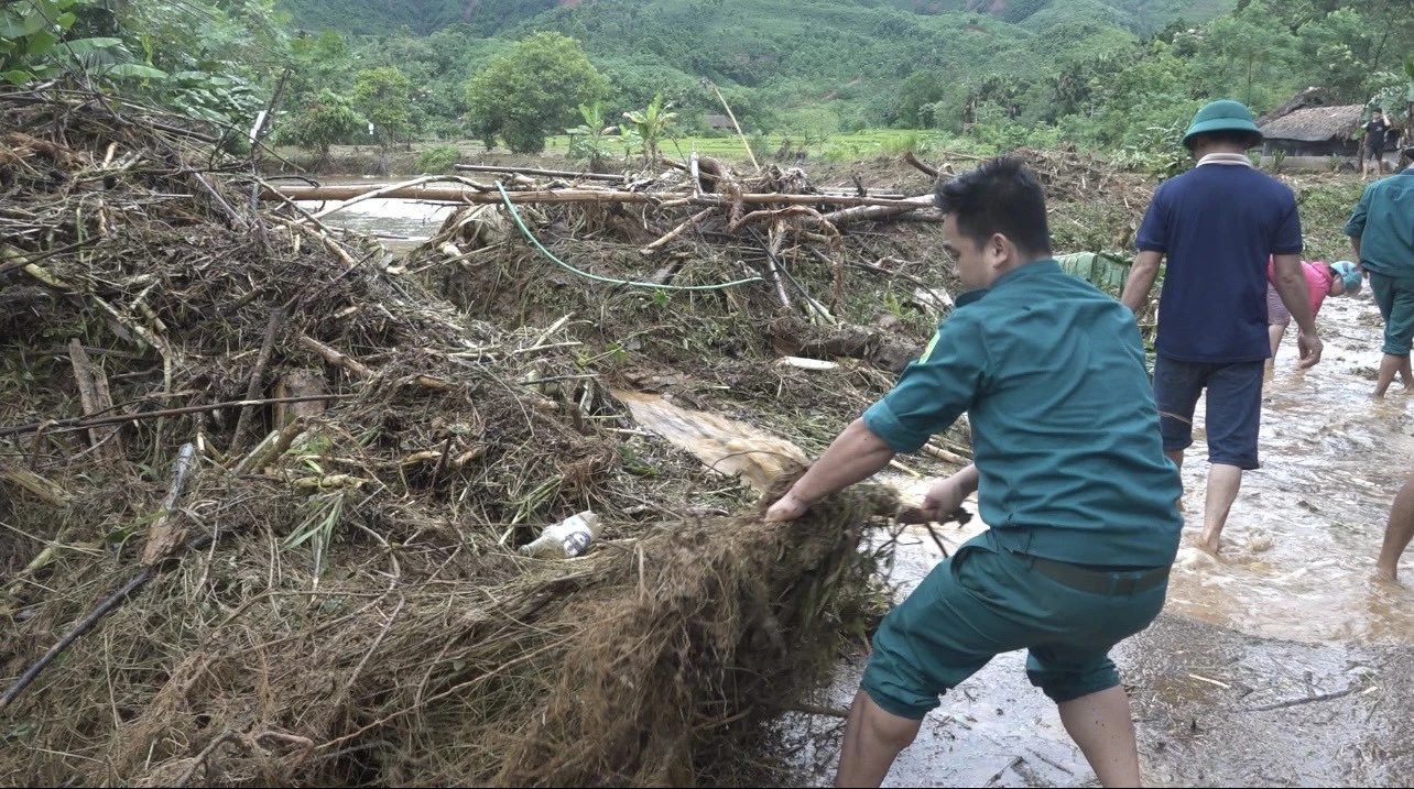 Huyện Bảo Yên: Mưa lũ gây thiệt hại gần 6 tỷ đồng ảnh 6