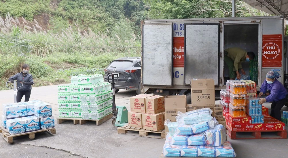 Đảm bảo cung ứng hàng hóa dịp tết ảnh 1