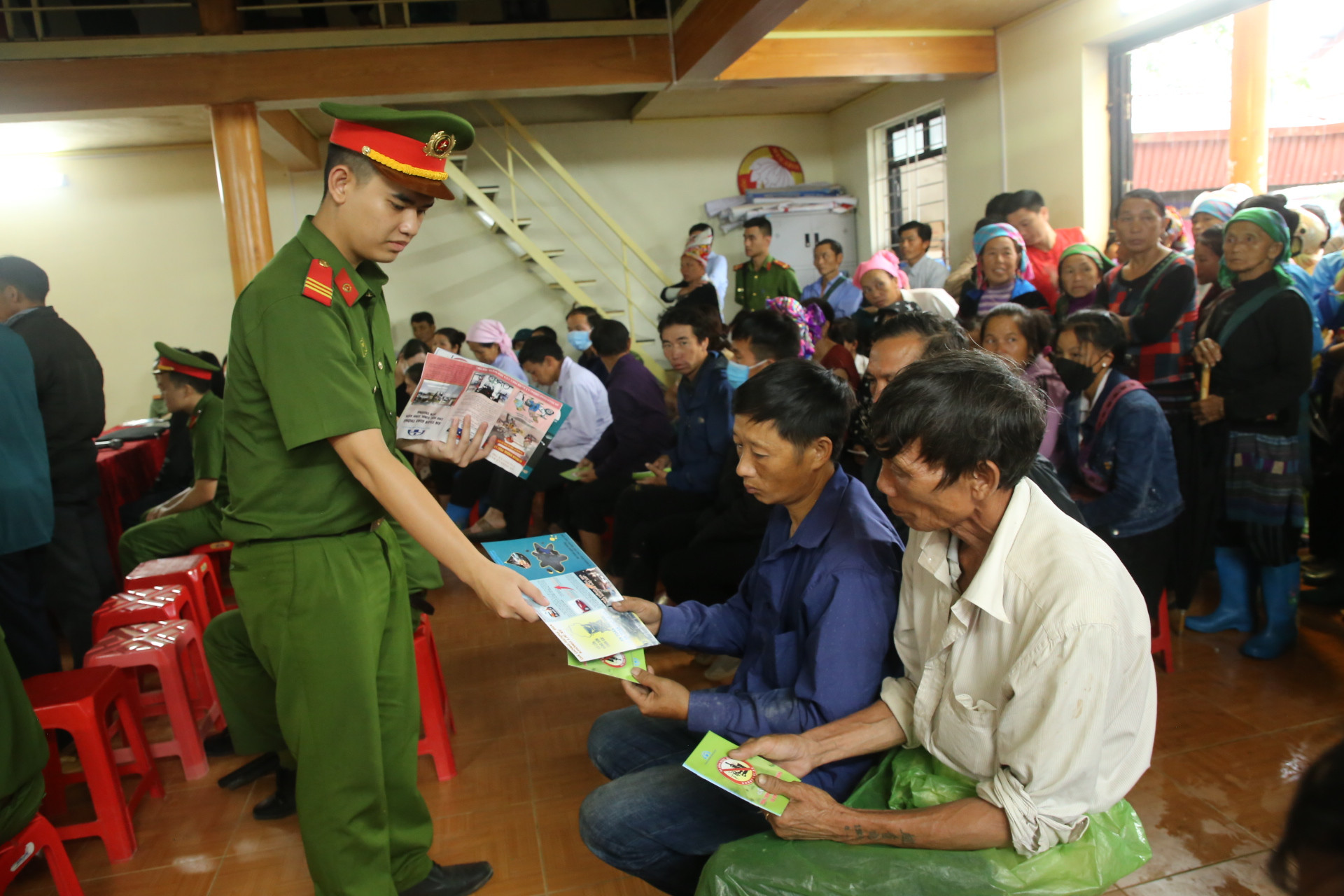 4 người trong một gia đình chịu án vì bắt giữ người trái pháp luật ảnh 4