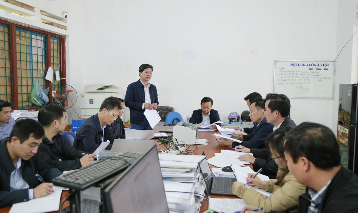 Phó Chủ tịch UBND tỉnh Nguyễn Trọng Hài kiểm tra tiến độ giải phóng mặt bằng Cảng Hàng không Sa Pa ảnh 1