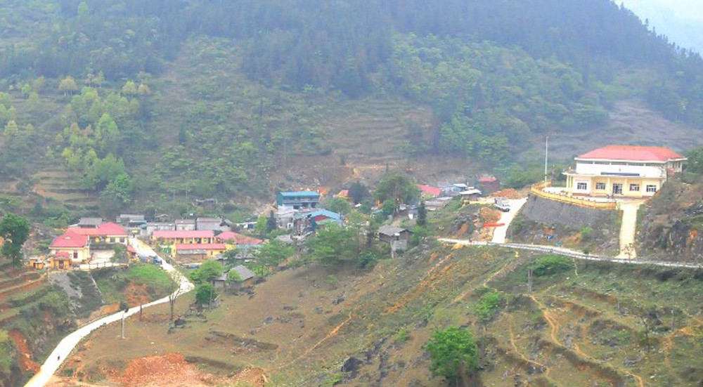 Diện mạo vùng cao Lào Cai ngày càng khởi sắc.