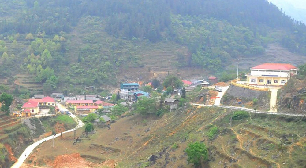 Diện mạo vùng cao Lào Cai ngày càng khởi sắc.