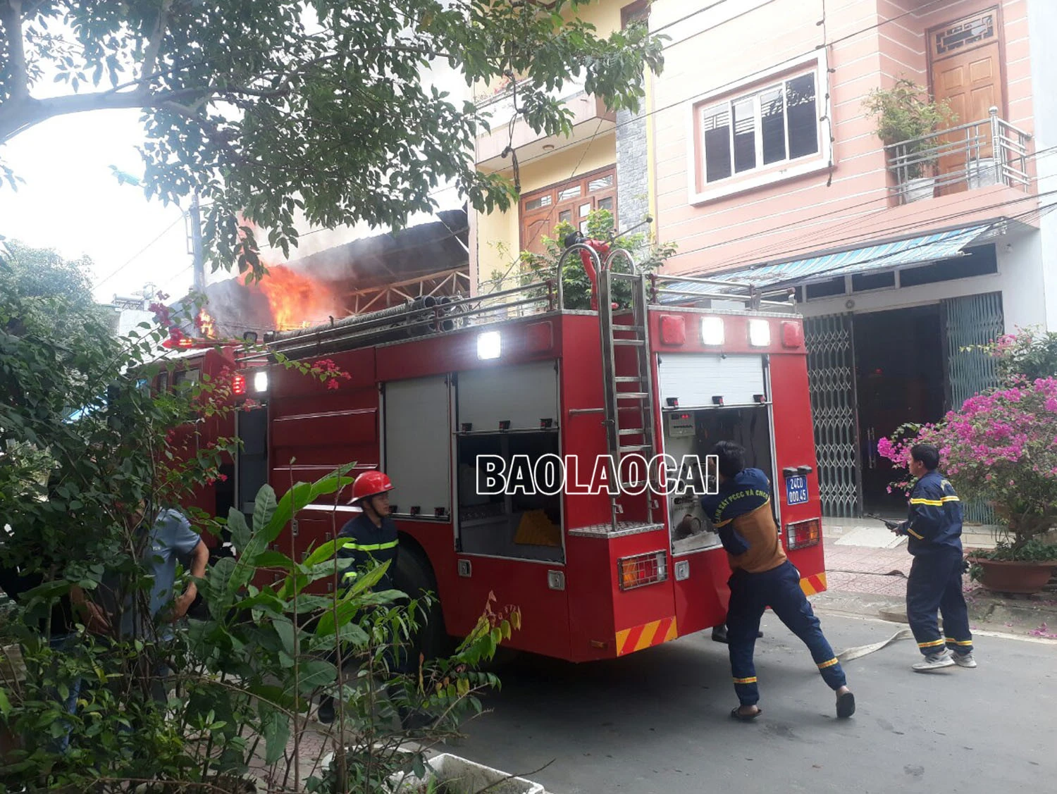 Thành phố Lào Cai: Cháy xưởng sản xuất hương, một người bị ngạt khói ảnh 2