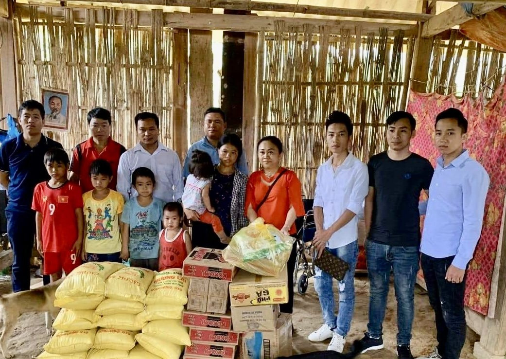 Cô giáo có tấm lòng nhân ái ảnh 1