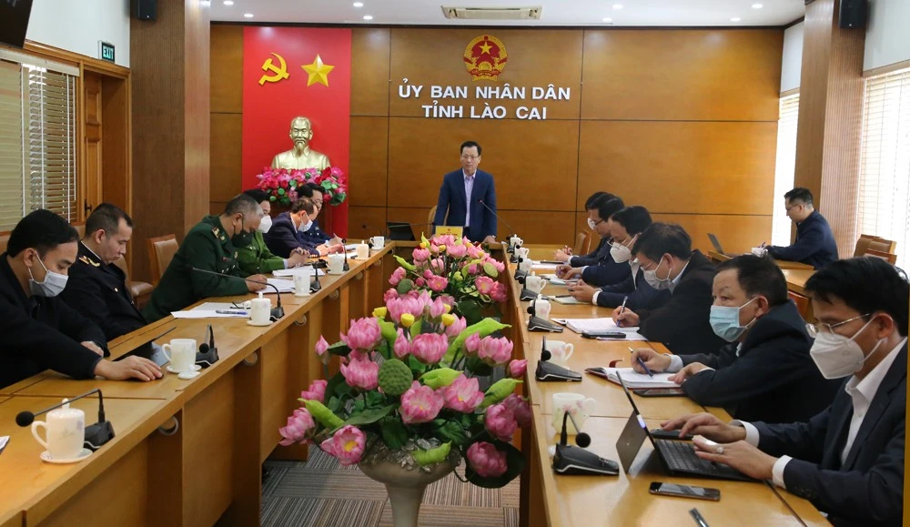 Tiếp tục tăng cường chống buôn lậu, gian lận thương mại, hàng giả ảnh 1