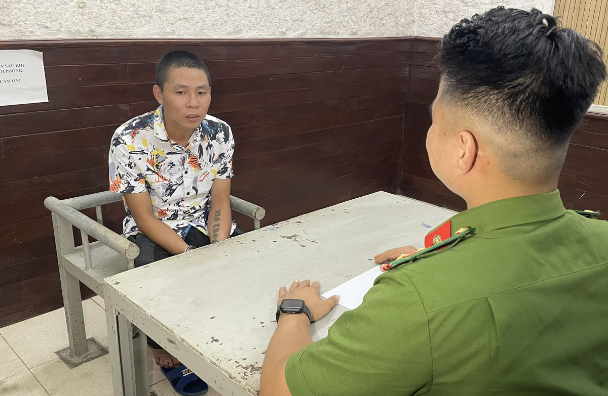 Đối tượng Ngô Văn Trọng tại cơ quan công an. Đối tượng Ngô Văn Trọng tại cơ quan công an.