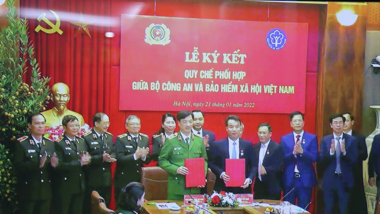 Hội nghị trực tuyến ký kết Quy chế phối hợp giữa Bộ Công an và Bảo hiểm xã hội Việt Nam ảnh 2