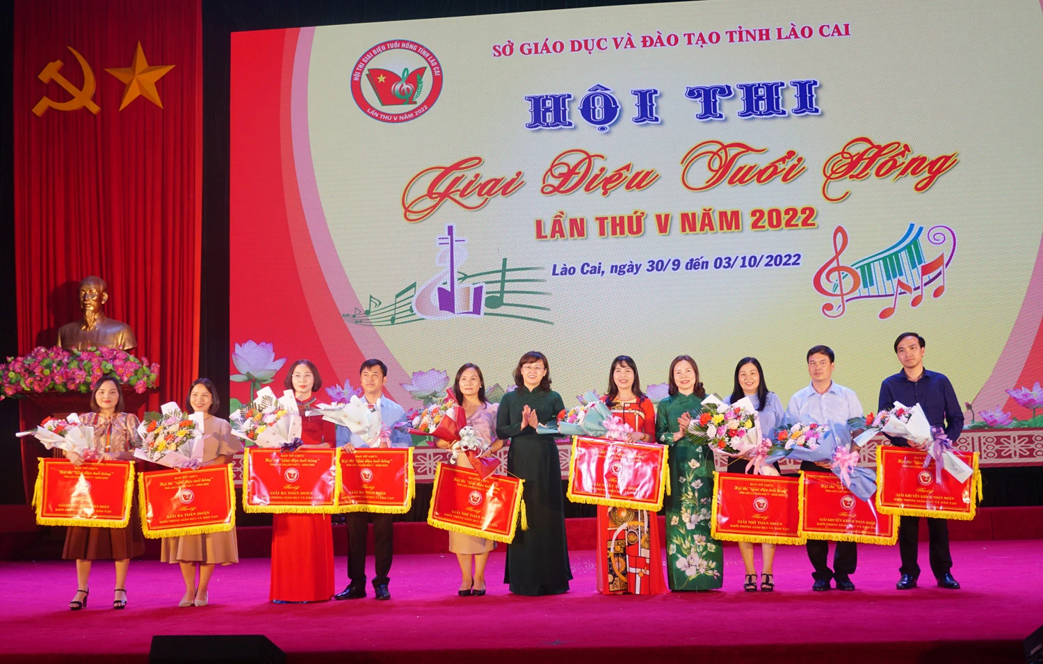 Bế mạc Hội thi “Giai điệu tuổi hồng” tỉnh Lào Cai, lần thứ V – năm 2022 ảnh 4