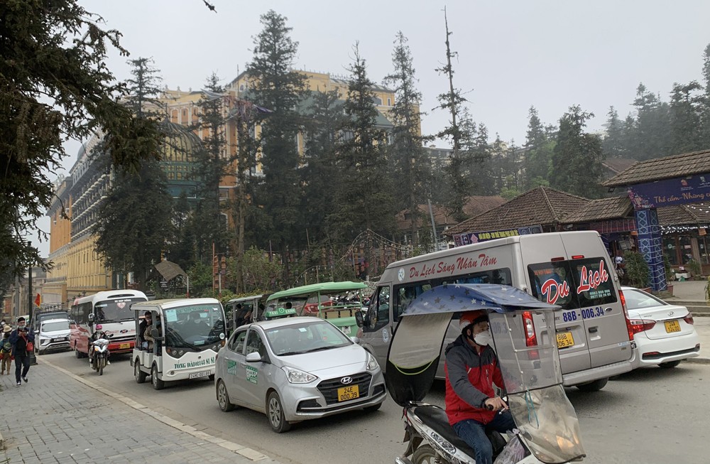 Lào Cai: Các điểm du lịch thu hút đông du khách trong kỳ nghỉ lễ ảnh 2 Lào Cai: Các điểm du lịch thu hút đông du khách trong kỳ nghỉ lễ ảnh 2
