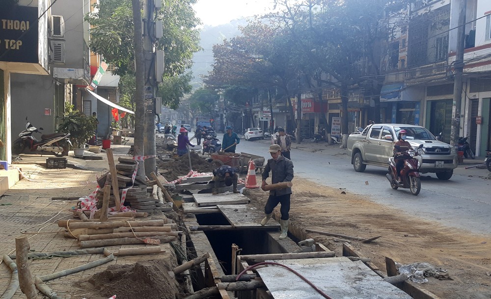 Thành phố Lào Cai: Đẩy nhanh tiến độ dự án cải tạo, nâng cấp hệ thống thoát nước ảnh 2 Thành phố Lào Cai: Đẩy nhanh tiến độ dự án cải tạo, nâng cấp hệ thống thoát nước ảnh 2