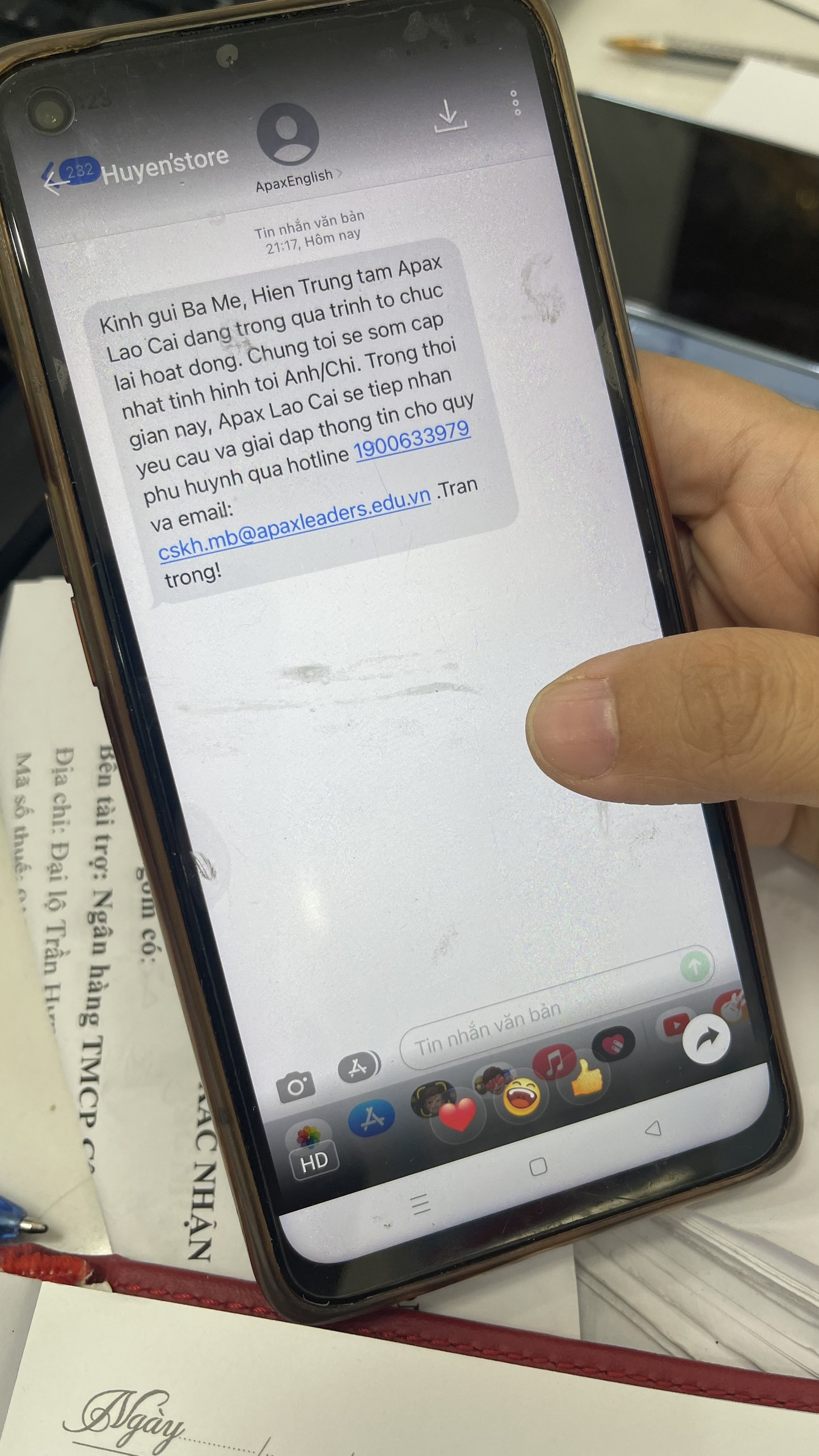 Trung tâm Apax English Lào Cai “âm thầm” đóng cửa, phụ huynh nháo nhác đòi học phí ảnh 1 Trung tâm Apax English Lào Cai “âm thầm” đóng cửa, phụ huynh nháo nhác đòi học phí ảnh 1